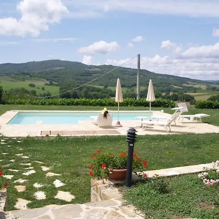 Sofia Villa Casole d'Elsa